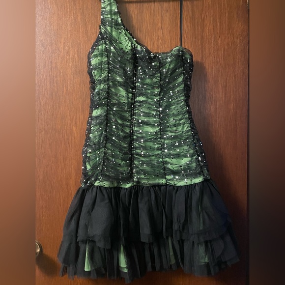 Blondie - Picture 3 of 6